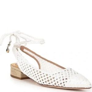Antonio Melani White Woven Lace Up Flats Size 6.5